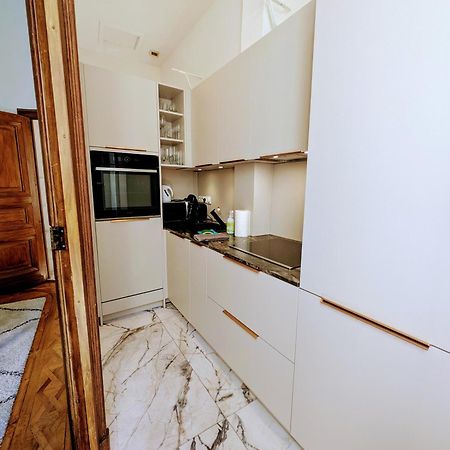 Maison Eglantine Historic 4 Star With Air Conditioning Каркассон Экстерьер фото